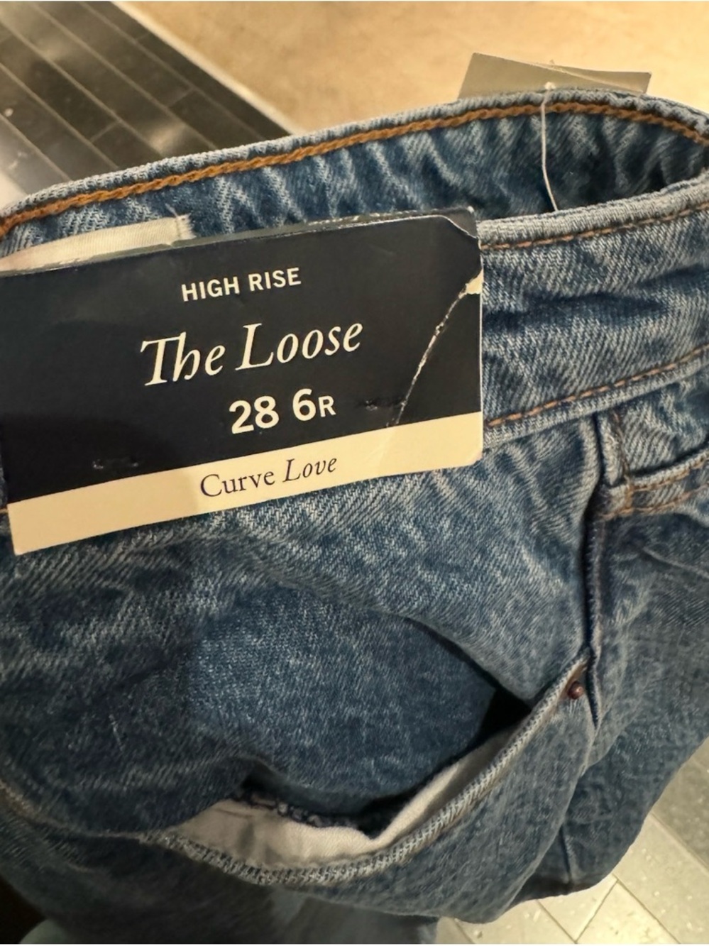 Abercrombie & Fitch High-Rise The Loose Jeans - Curve Love
